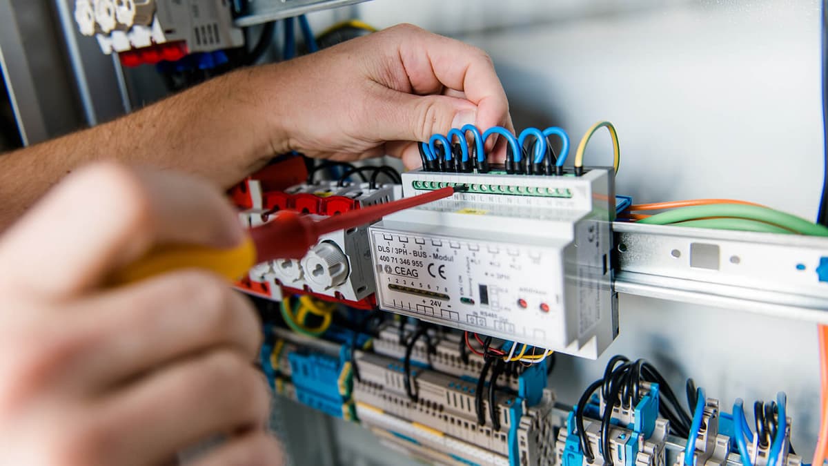 Company Image Slider