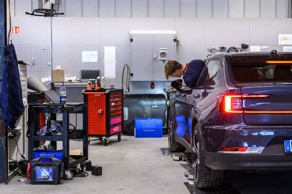 Company Image Slider